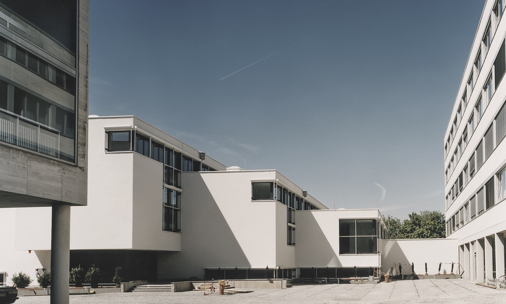 Rolf Ramcke | Zentralbibl. der FH Dieburg / außen